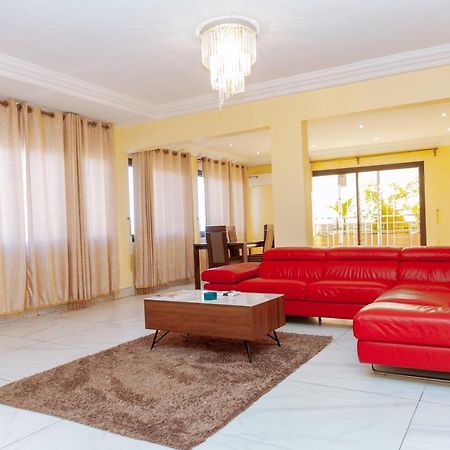 Loumia Premium Bonapriso Διαμέρισμα Ντουάλα Εξωτερικό φωτογραφία